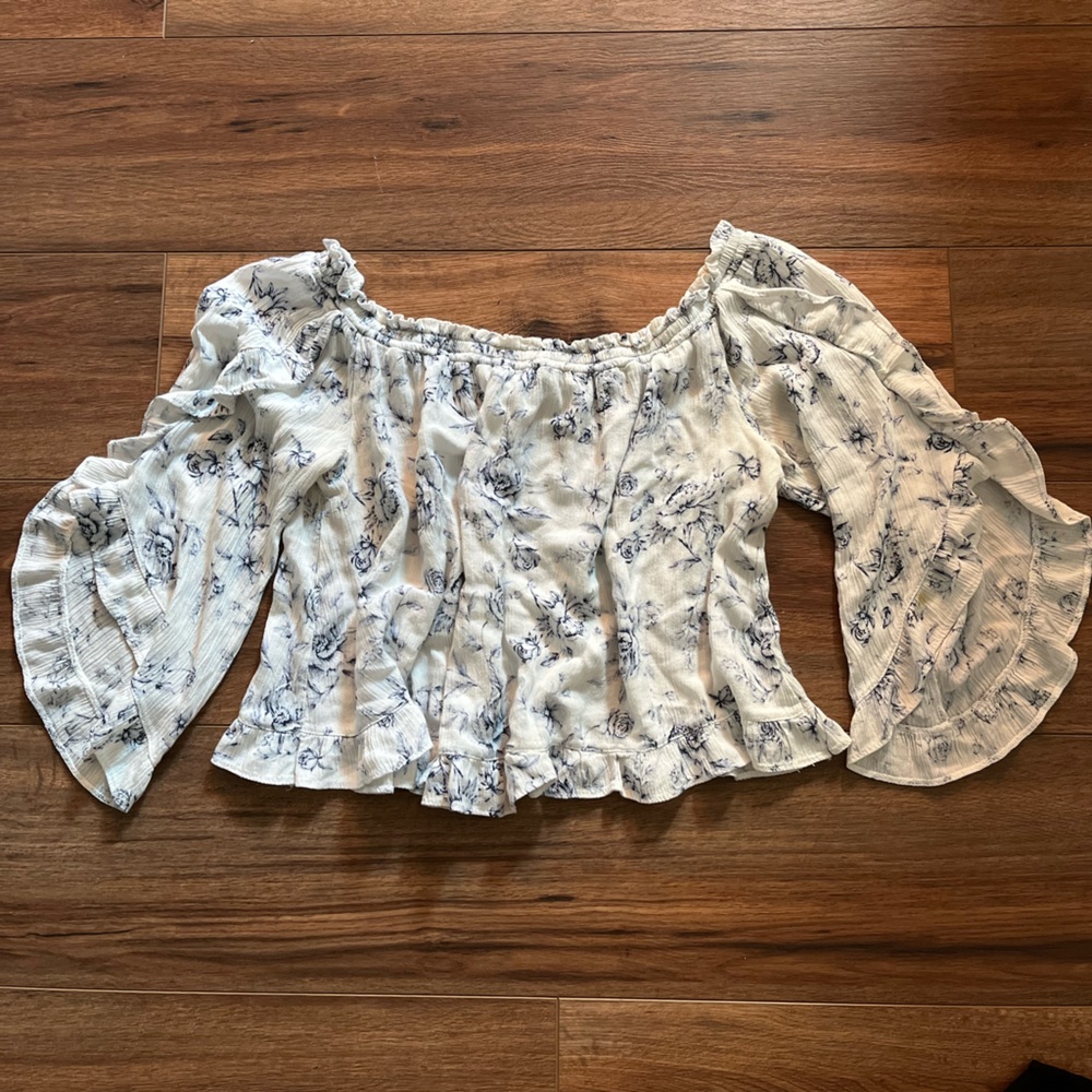 Off shoulder Blouse